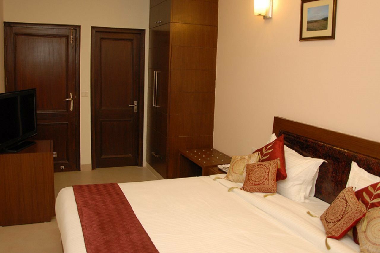 Red Maple Bed & Breakfast New Delhi Extérieur photo